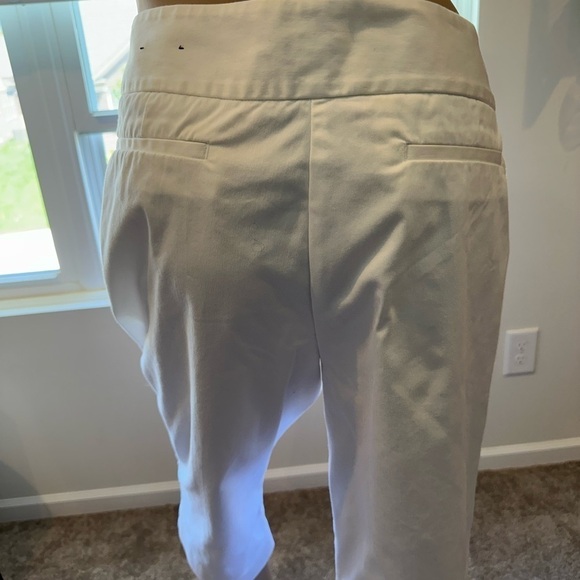 Worthington White Capris with Pockets Summer Ready Woman’s Size 16 - Picture 7 of 13